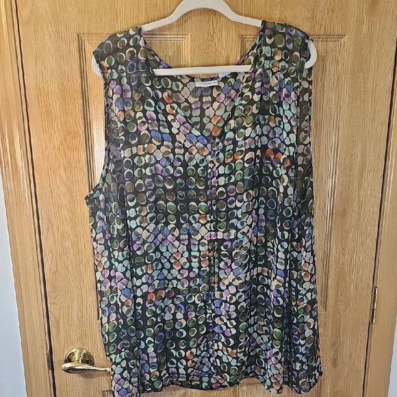 Liz Claiborne Tops - Liz Claiborne Colorful Patterned Blouse